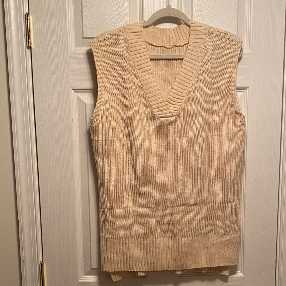 Viottiset Cream Oversized V-Neck Knit Sweater Vest…size L